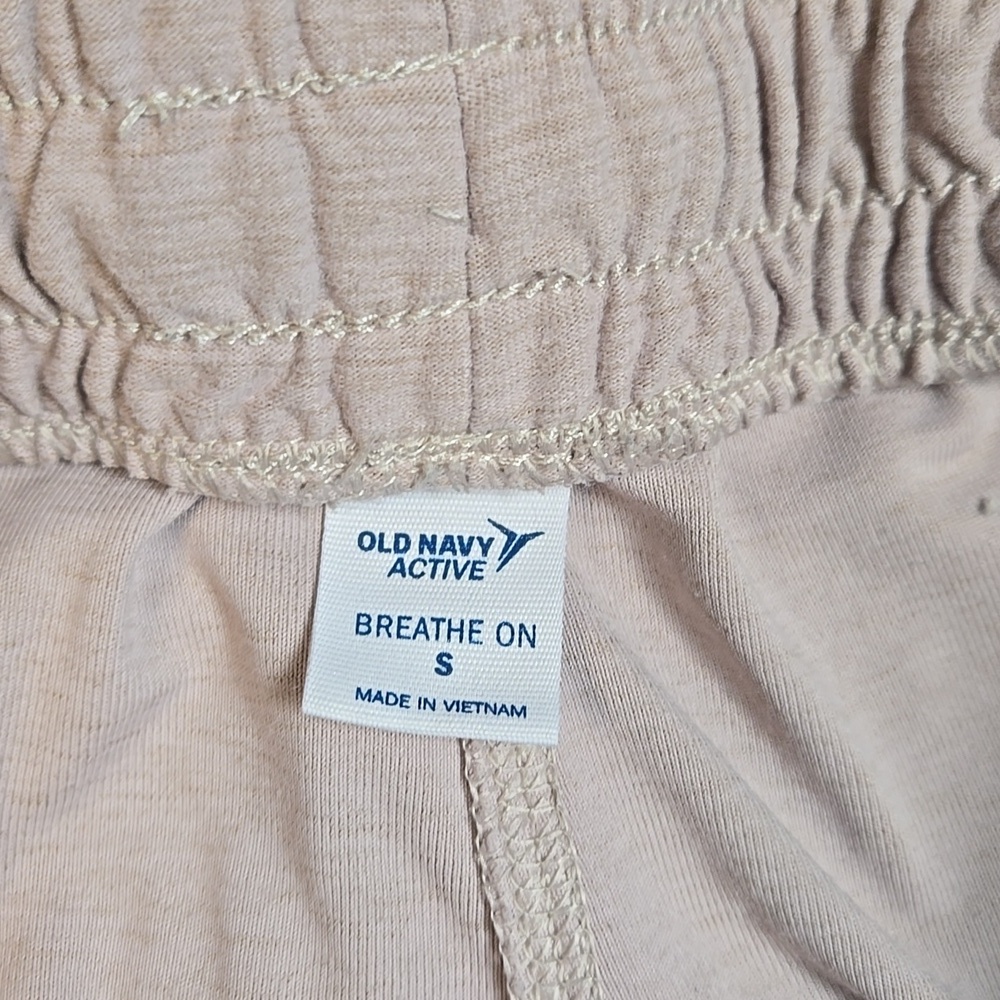 Old Navy Breath On Shorts – Bundle of 2, Small, Mauve Pink & Army Green - Picture 2 of 5